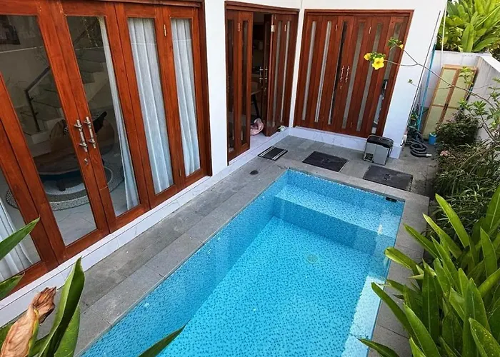 Kauh House Canggu ゲストハウス 3*