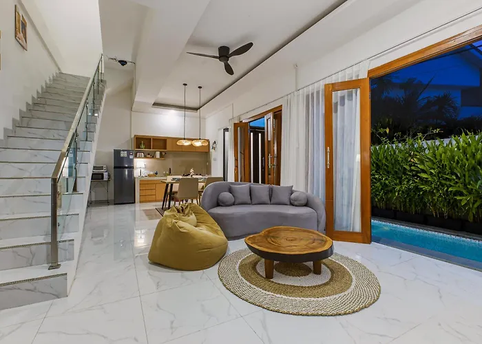 Kauh House Canggu ゲストハウス 3*
