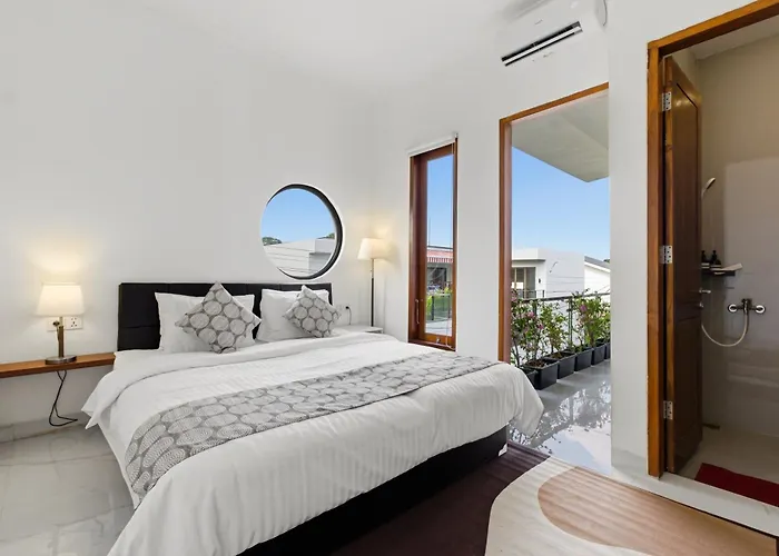ゲストハウス Kauh House Canggu