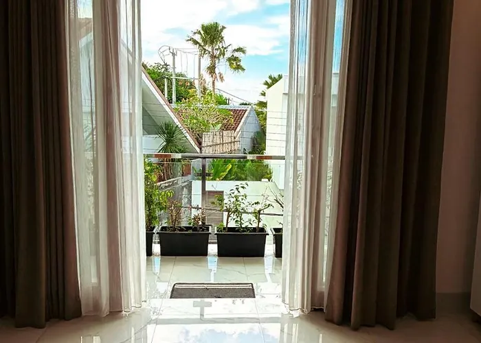 ゲストハウス Kauh House Canggu